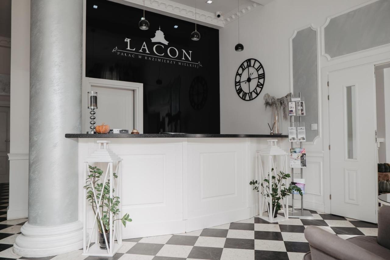 Palac Lacon Kazimierza Wielka Luaran gambar